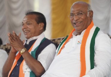 *Shri Mallikarjun Kharge addressed a Public Meeting at Basavakalyan, Karnataka*